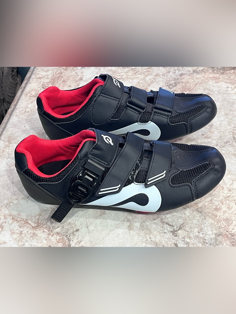 Peloton Cycling Shoes With Cleats Unisex Men’s Sz 8 Women’s Sz  10